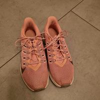 Laufschuhe Nike Gr. 40,5 Brandenburg - Lindenau Vorschau