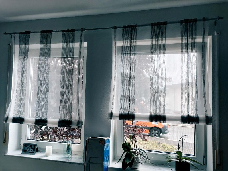 2 Vorhänge für Doppelfenster grau/anthrazit/weiß in Baden-Württemberg -  Wannweil | Heimtextilien gebraucht kaufen | eBay Kleinanzeigen ist jetzt  Kleinanzeigen