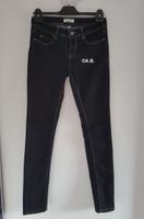 Damen Jeans Hose mit Nahtdetails AMISU neuwertig Gr. 28 (M) Bayern - Egling Vorschau