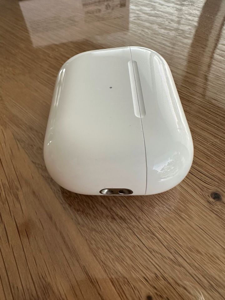 Apple AirPod Pro 2. Generation Ladecase in Olpe