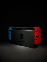 Nintendo Switch, 2. Controller, 8 top Games, Tasche, Top Zustand Hessen - Bad Vilbel Vorschau