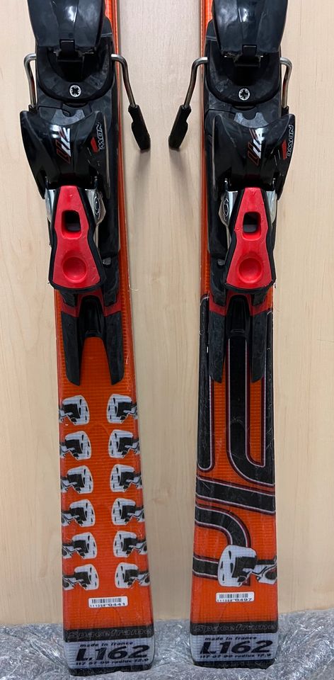 Ski Skier Carving-Ski Salomon Crossmax V12 162 in Montabaur