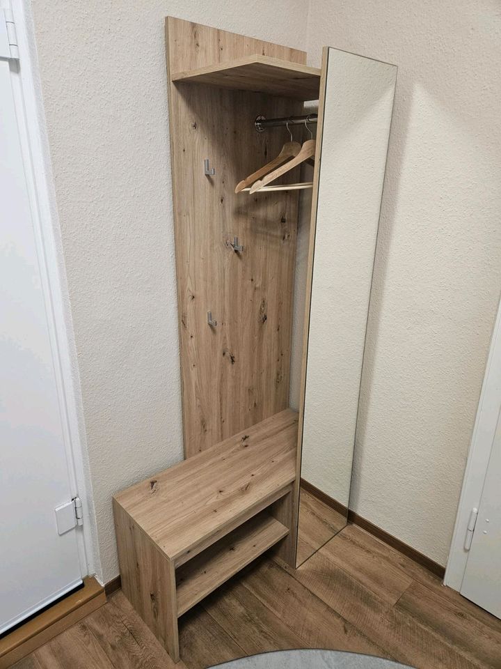 Flurgarderobe in Neubrandenburg