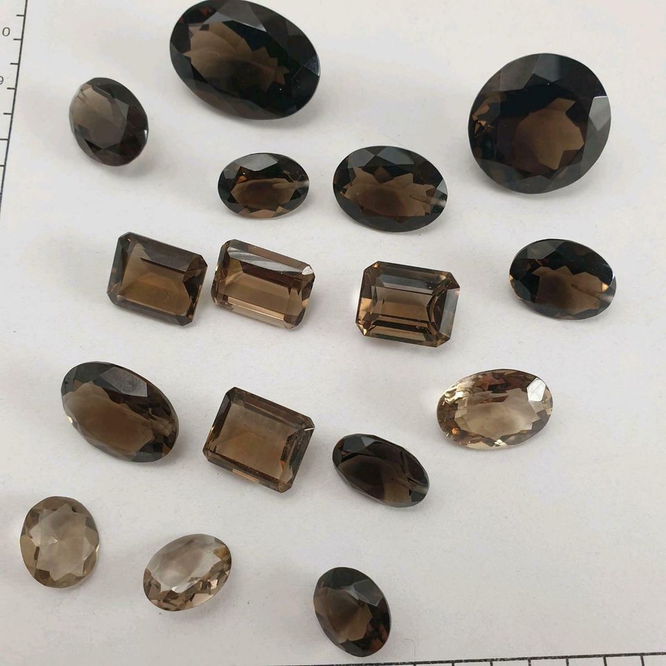 16x Echter Rachquarz Schmucksteine ( 162 Carat ) 12 - 25 mm in Recklinghausen