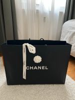 Chanel Papiertasche 59x43x14 Frankfurt am Main - Gallusviertel Vorschau