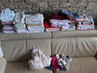 Mädchenkleidung Bekleidungspaket 62/68 Bodys, Hosen, Pullover div Niedersachsen - Isernhagen Vorschau