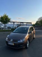 Volkswagen Sharan 2.0 TDI 130kW BMotion Tech Highline H... Hessen - Baunatal Vorschau
