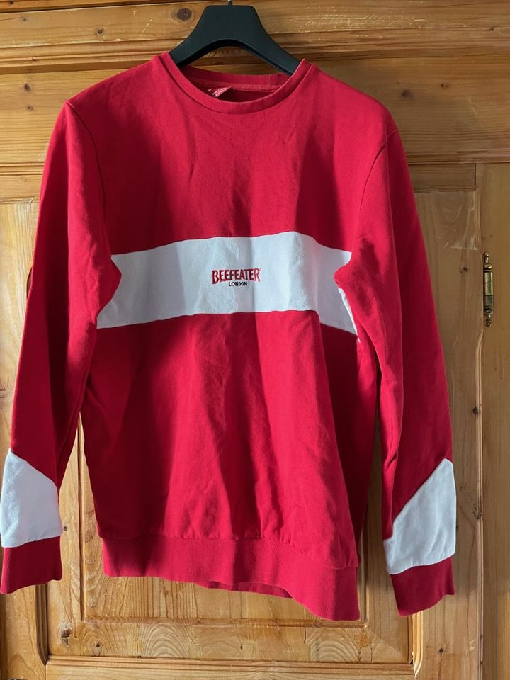 Beefeater Gin Sweatshirt, Gr. L, rot in Bonn