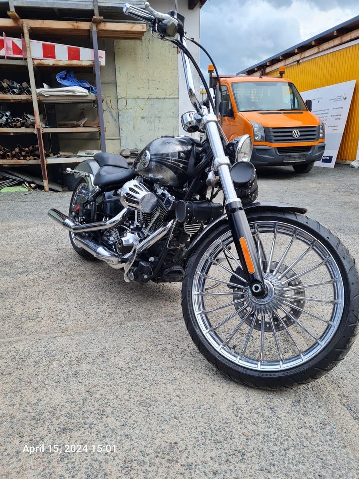 Harley Davidson breakout Neuzustand ! in Köthen (Anhalt)