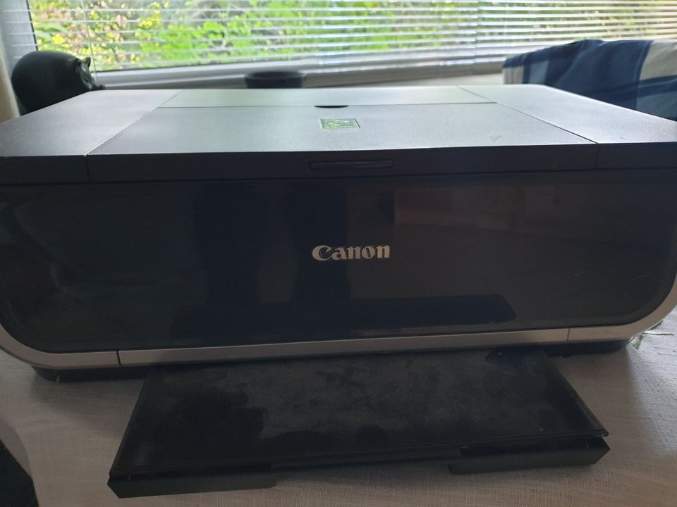 Canon Pixma IP4300, DEFEKT, plus viele Tintenkartuschen in Hamburg