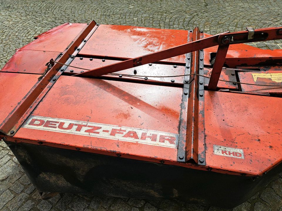 Belarus MTS 50 mit Deutz Mähwerk in Schleiz