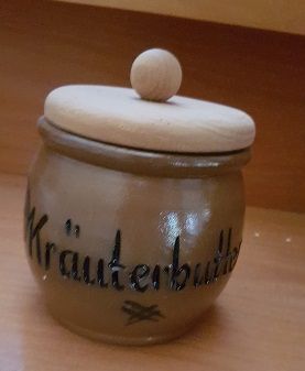 Steinzeug-Töpfchen 'Kräuterbutter' in Worms