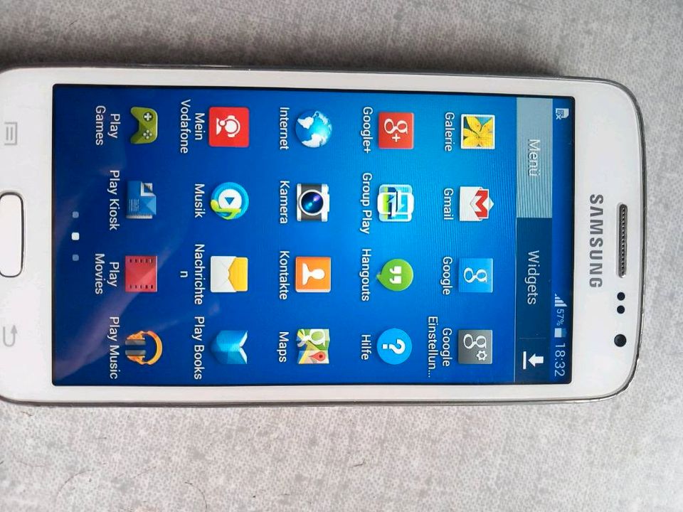 Samsung Galaxy SM - G3815 mit Ledergürteltäschchen, 2 x Akku u. T in Boxberg