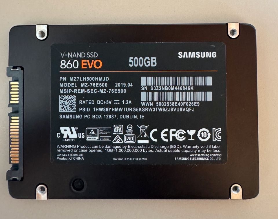 Samsung MZ-76E500B/EU 860 EVO, 550 MB/S Lesen, 520 MB/S Schreiben in Lich