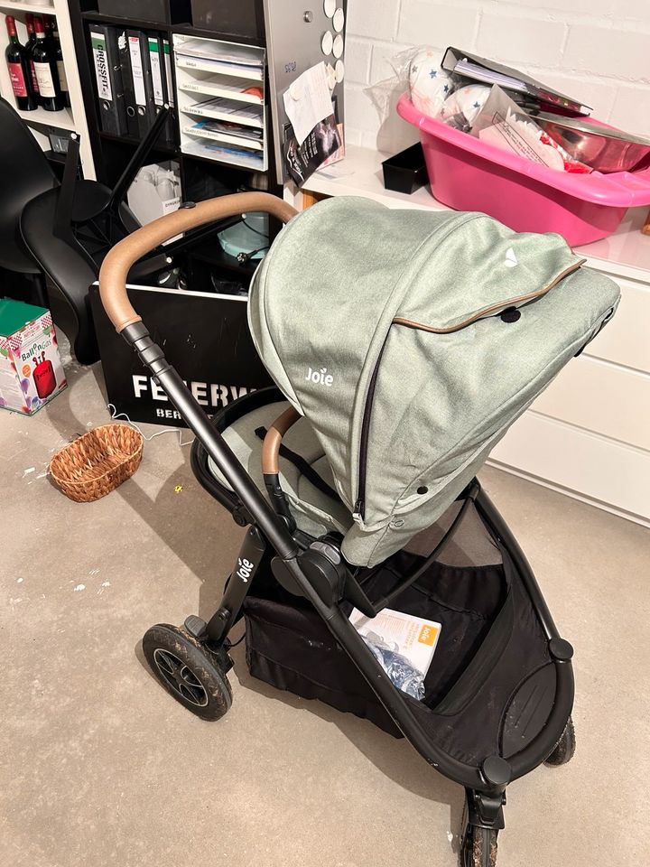 Joie Versatrax Kinderwagen/ Buggy in Neuss