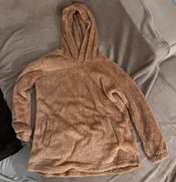Schlafanzug Set mit Kapuzen-Pulli und Hose aus Teddy-Stoff – M Hessen - Reinheim Vorschau