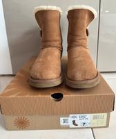 UGG Bailey Button, Gr. 38 Kreis Ostholstein - Timmendorfer Strand  Vorschau