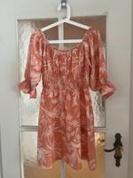 Kleid Koralle schulterfrei Bayern - Würzburg Vorschau