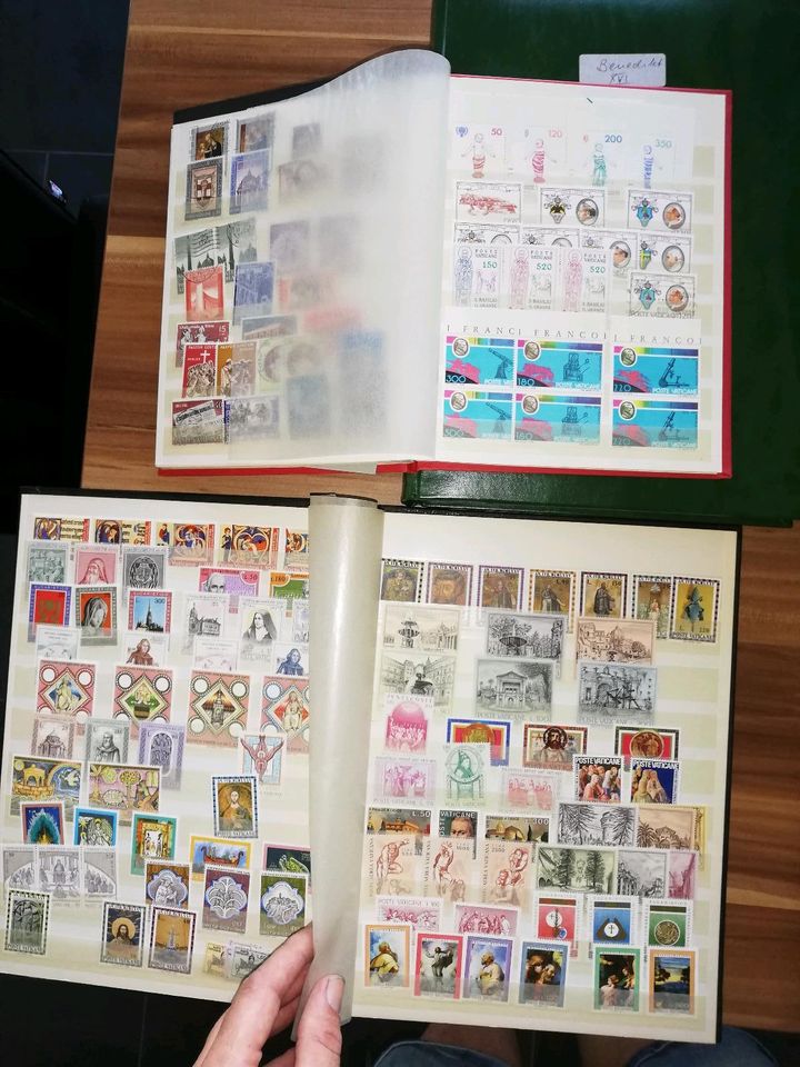 Grosse Briefmarken Sammlung Vatikan mit 650€ frankatur in Aschaffenburg