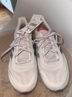 Adidas Turnschuhe Gr. 40 Thüringen - Bad Tennstedt Vorschau