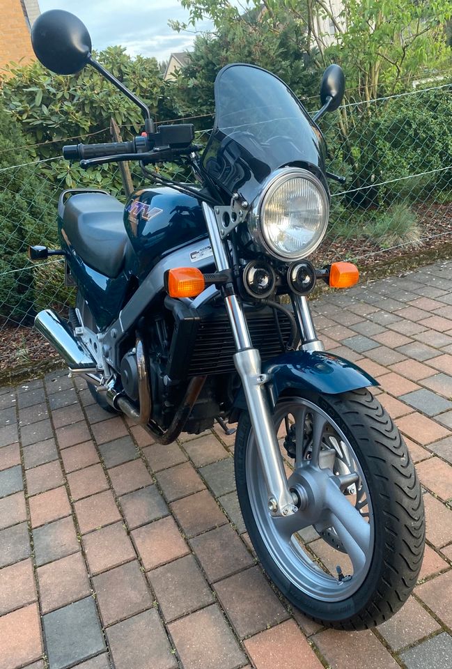 HONDA NTV 650 NEUZUSTAND 9900km in Burgdorf