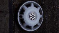 VW Radkappe  14 Zoll    6K0 601 147 S    14" Nordrhein-Westfalen - Neuss Vorschau