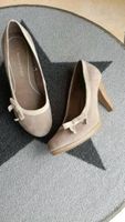 Beige Wildleder Pumps von Marco Tozzi in 39 Niedersachsen - Wardenburg Vorschau