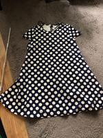 Kleid, Dunkelblau mit weißen Punkten, Gr. 38 Schleswig-Holstein - Neumünster Vorschau