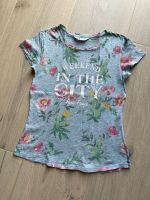 tolles H&M Mädchen Sommer Blumen T-Shirt in grau bunt Gr. 146 152 Nordrhein-Westfalen - Würselen Vorschau