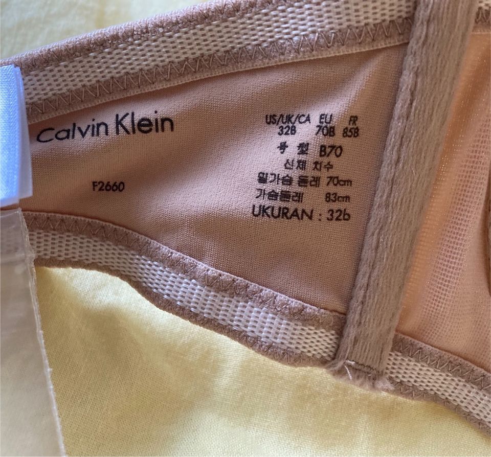 Calvin Klein BH NEU trägerlos & ungetragen in Bad Wörishofen