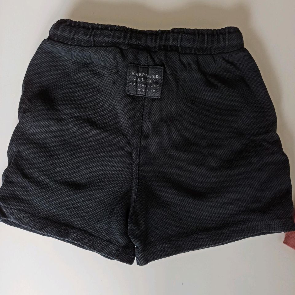 Topolino Zara Shorts Gr. 110 2er Set sehr guter Zustand! in Hohenbocka