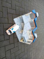 Playmobil Krankenhaus + Wagen zu verkaufen Niedersachsen - Oldenburg Vorschau