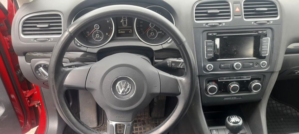 Volkswagen Golf VI 1.4 Variant Comfortline,Navi,Klima,PDC in Wiesbaden