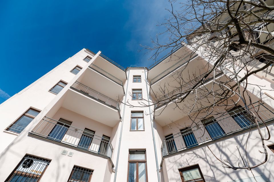 Große Familienwohnung mit 92 m² Wohnfläche, Wannenbad & schönem Südbalkon in Leipzig in Leipzig