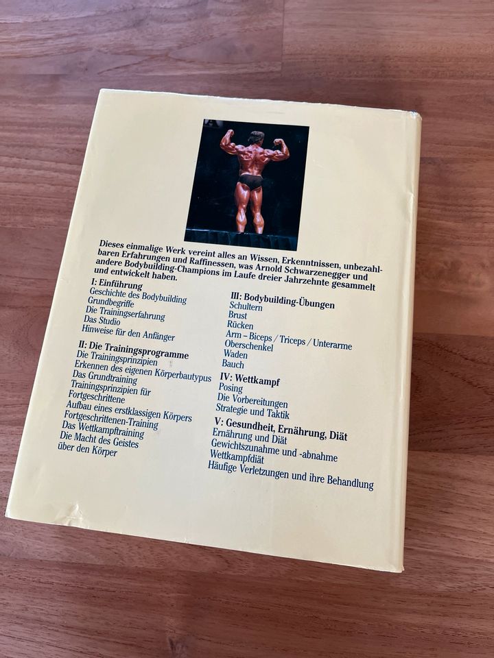 Arnold Schwarzenegger „Das Große Bodybuilding Buch“ Heyne in Zeven