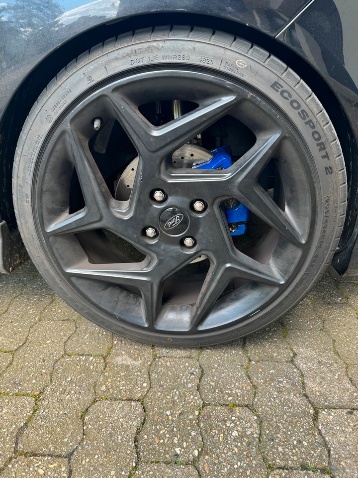 Fiesta MK7/8 18 Zoll ST Felgen Matt Schwarz neue 205/40R18 reifen in Aachen