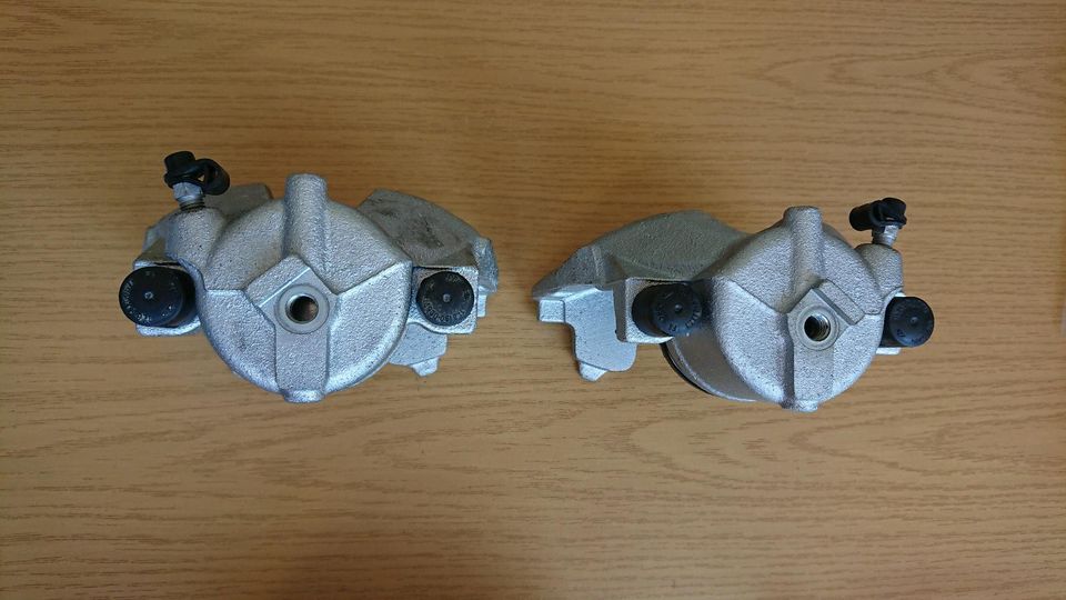 Opel Astra H GTC Bremssattel vorne rechts und links Original in Üttfeld