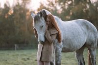 Fotoshooting mit Pferd - Fotografin Niedersachsen - Brome Vorschau