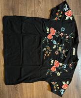 Damen T-Shirt mit Blumenbestickung Baden-Württemberg - Leonberg Vorschau