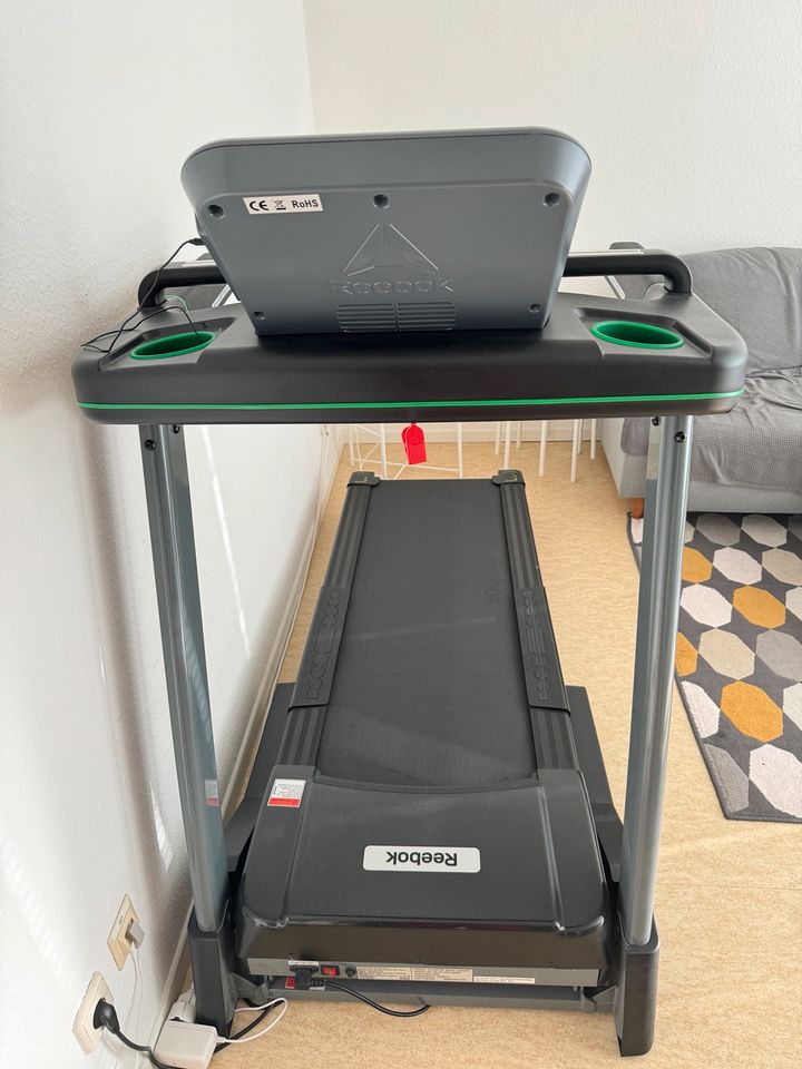 Reebok Jet 200 Series + Bluetooth Laufband in Hamburg