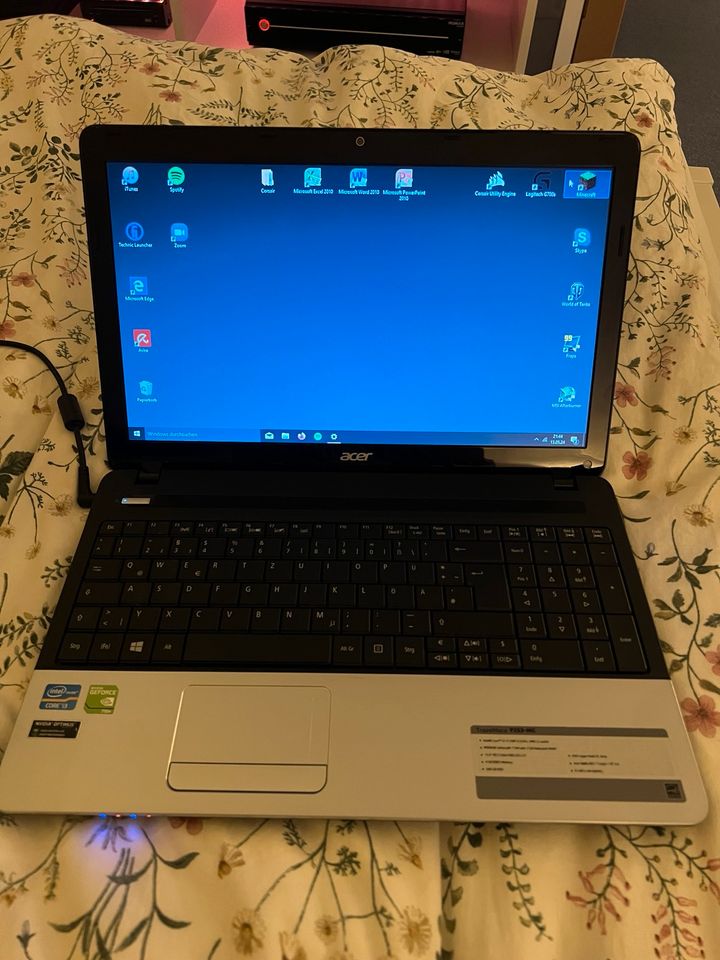 acer TravelMate P253-MG in Minden