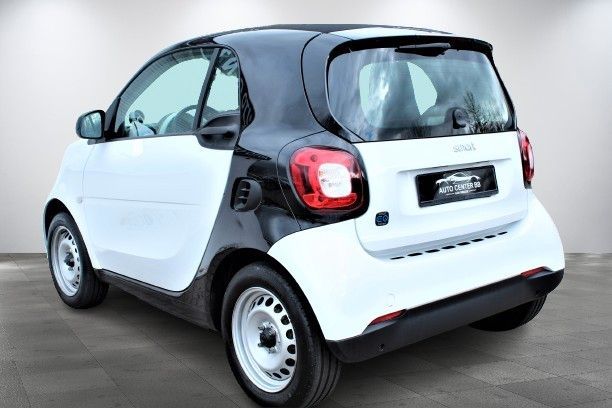 Smart ForTwo EQ electric drive *Cool & Audio-Paket* in Gärtringen
