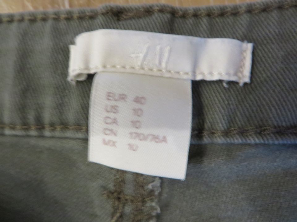 Damenshorts Jeans von H&M Gr: 40 in Ebsdorfergrund