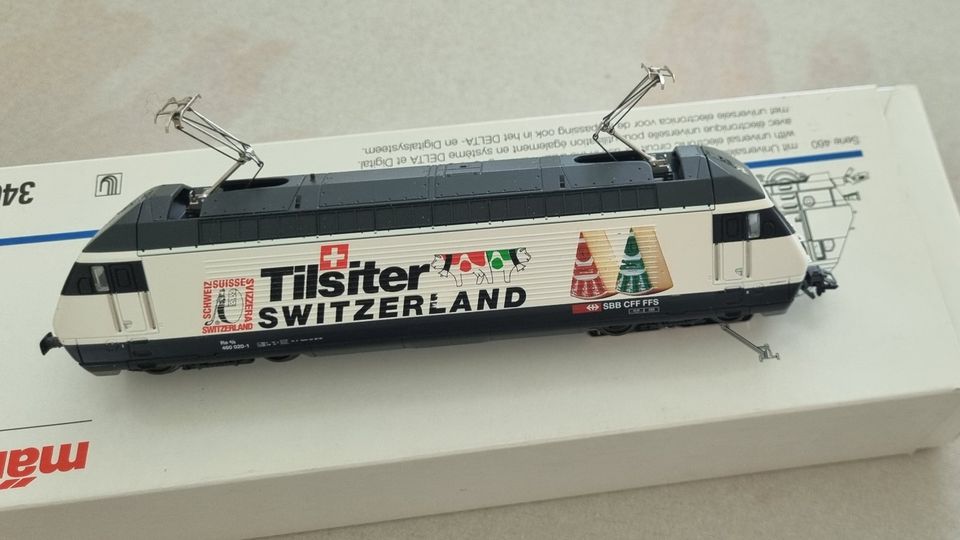 Märklin HO 34613 digitale E-Lok Re4/4 "Tilsiter" Serie 460 020-1 in Leingarten