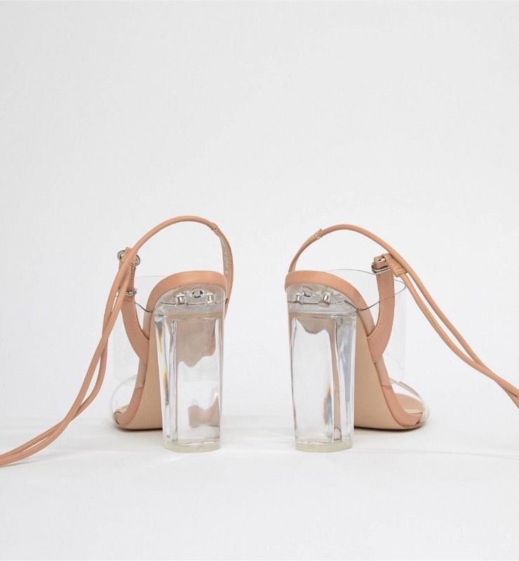 Public Desire Riemchen Sandalen Plexi Nude Transparent 36 NEU in Hamburg