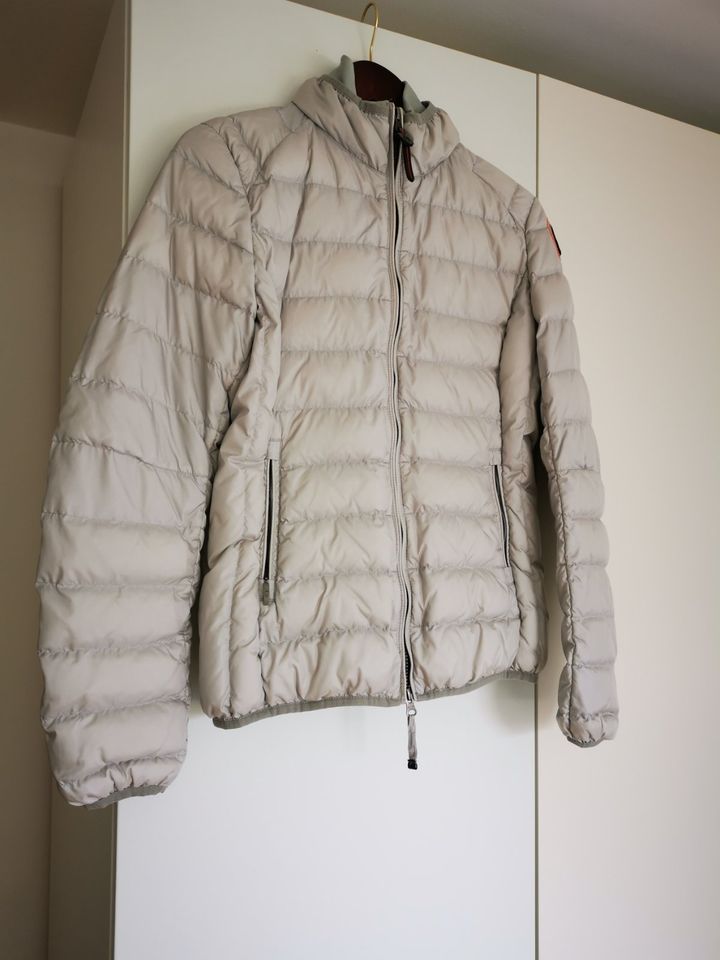 PARAJUMPERS Lightweight-Daunenjacke M silbergrau in Bad Soden am Taunus