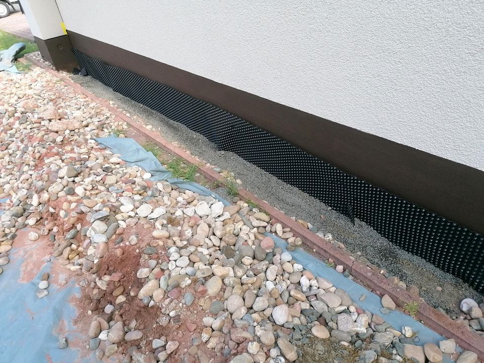 Bagger Arbeit Radlader  ausschachten Graben Abdichtung Pflaster in Schönenberg-Kübelberg