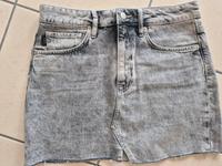 Superdry Jeansrock 38 grau neuwertig Nordrhein-Westfalen - Wipperfürth Vorschau