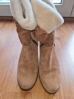 UGG Boots Stiefeletten Wedges Joslyn hellbraun Wildleder 39 Thüringen - Eisfeld Vorschau