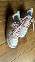 Nike Sneaker Schuhe - in sehr gutem Zustand weiß rosé Brandenburg - Müncheberg Vorschau